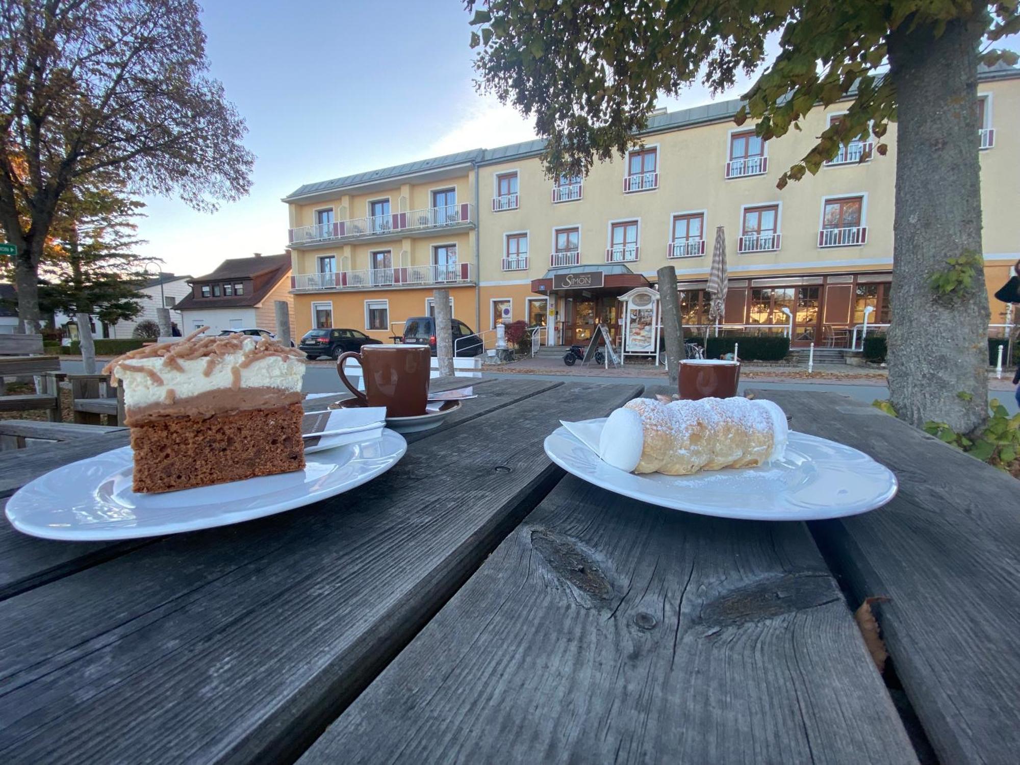Simon - Hotel & Cafe Bad Tatzmannsdorf Exterior foto